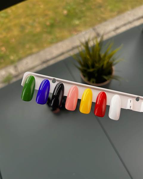 SHELLAC VIVID RED CARPET